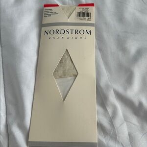 Nordstrom Knee Highs Comfort Stretch Sheer Leg Reinforce Sandaltoe Vanilla 1 PR